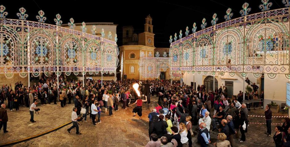 Show in the square - Parabita (Apulia - Italy)